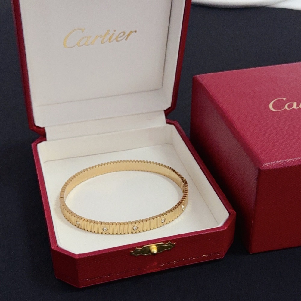 Cartier Ridged Texture Gold Bangle Bracelet - Picture 5 of 9